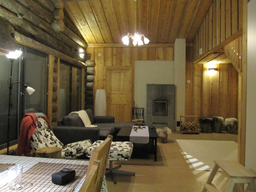 Revontuli Cottage Kolari Bilik gambar